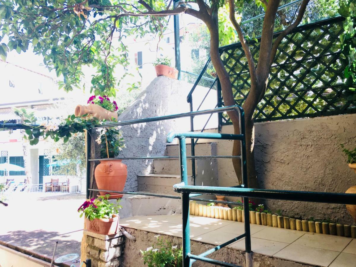 Il Giardino Segreto Hotel Tellaro Exterior photo